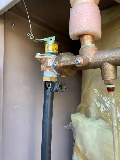温水器逃し弁の故障原因とは