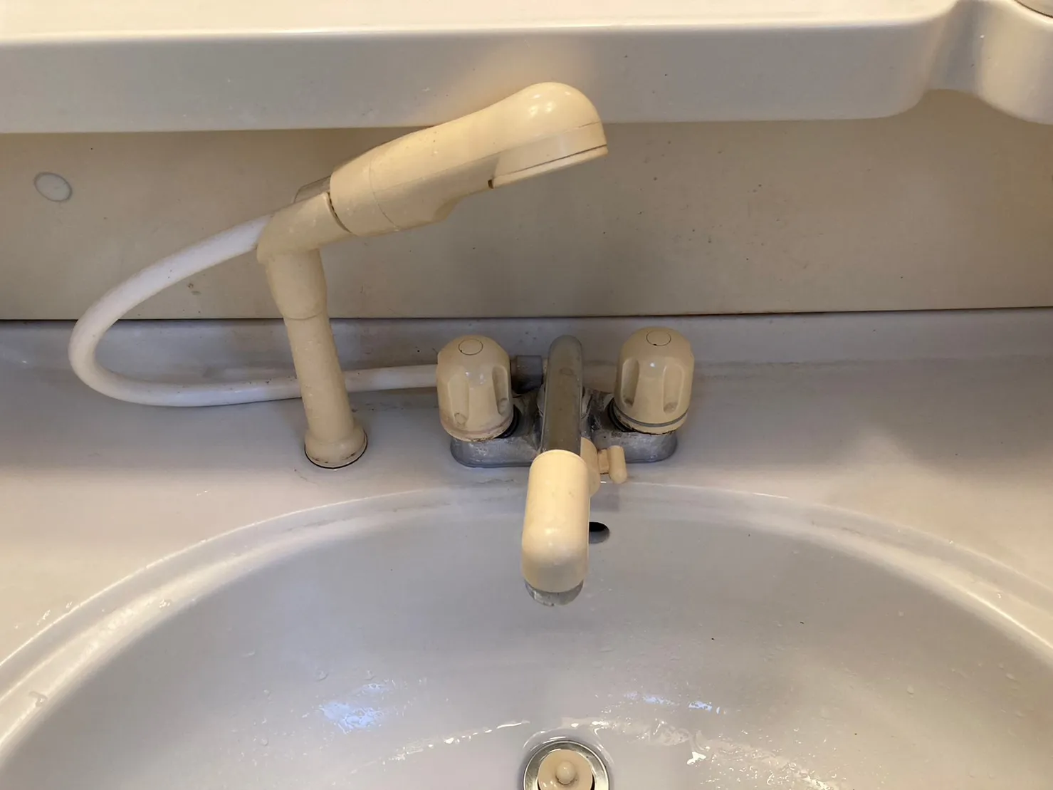 洗面台水栓選びのポイントと魅力