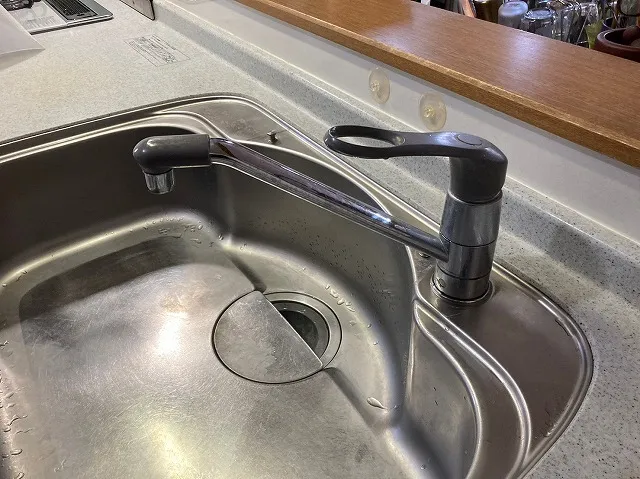 キッチン水栓交換のコツと注意点