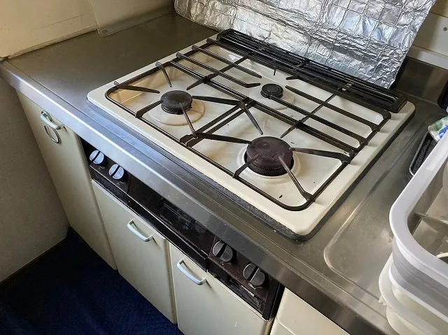 ビルトインコンロで変わるキッチンの美学