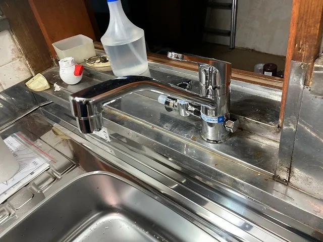 キッチン水栓分岐形シングルレバーの簡単使い方解説