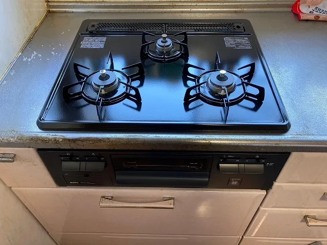 ガスビルトインコンロのメタルトップお手入れ法