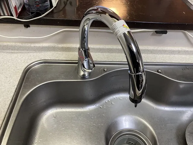 節水と耐久性に優れたホース引出式混合水栓の魅力