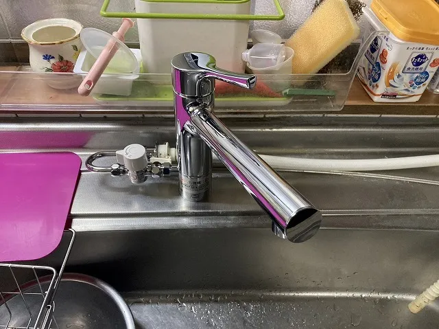 台付シングル混合水栓の節水効果と湯水分岐の特徴