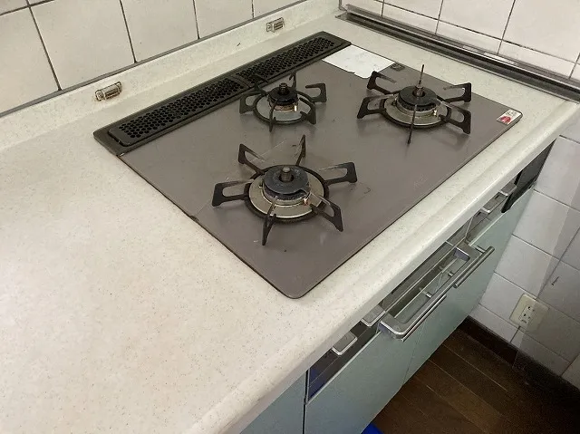 ガスビルトインコンロのガラストップ割れ原因解析