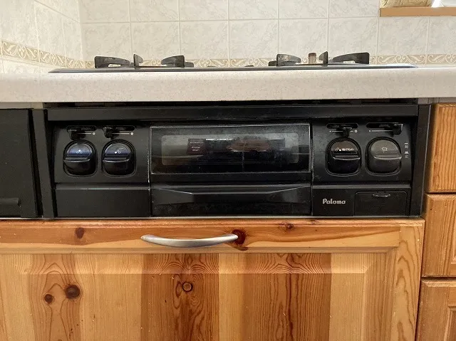 ガスビルトインコンロの安全操作法徹底解説