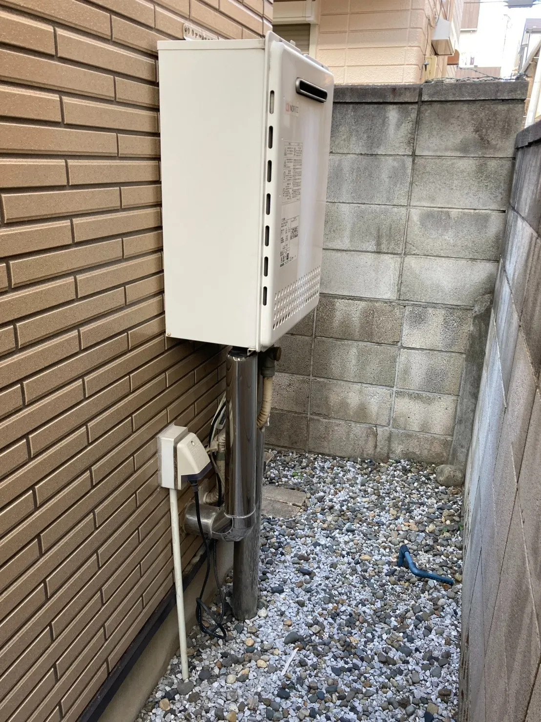 ノーリツ、GT-2428AWX→ノーリツ、GT-C2472SAW-1 BL、24号、エコジョーズ、オート、屋外壁掛型、給湯器交換工事ー埼玉県さいたま市大宮区北袋町