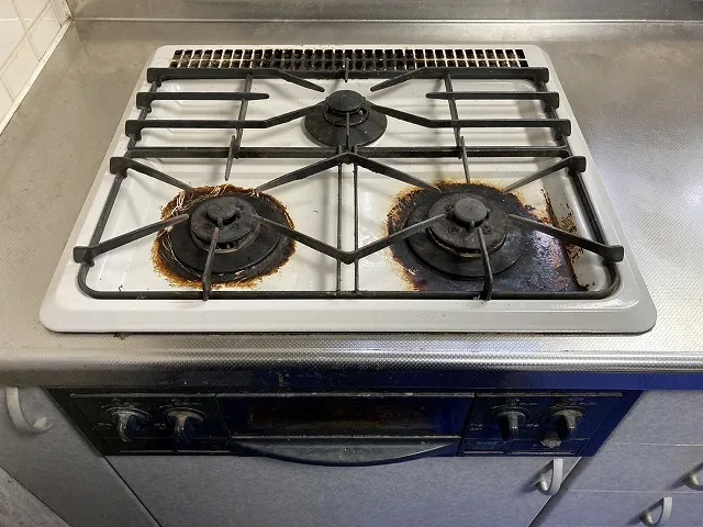 ビルトインコンロのホーロートップ掃除方法