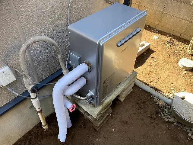 給湯器屋外据置型の選び方とノーリツ製の価格比較と設置基準を徹底解説