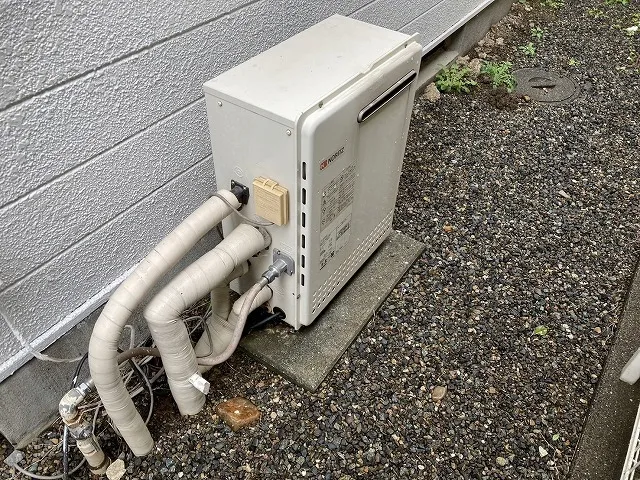 給湯器屋外据置型の交換時期を見極めて安心の暮らしを続けるための実践ガイド
