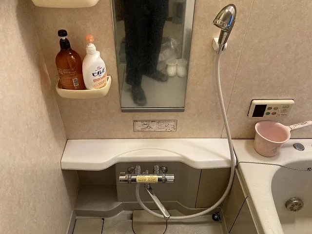 壁付きサーモ水栓の温度調節機能解析