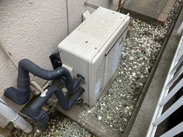 給湯器とふろ給湯器の屋外据置型を安全に交換する最適な時期と判断基準