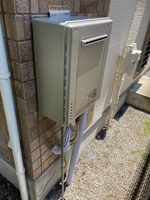 給湯器ふろ給湯器エコジョーズ屋外壁掛型24号を選ぶ費用相場と最新のメリットデメリット解説