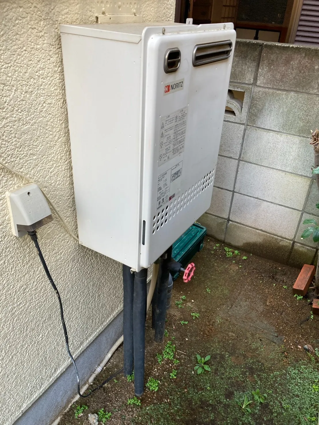 ノーリツ、GT-2027SAWX→ノーリツ、GT-C1672SAW-1 BL、16号、エコジョーズ、オート、屋外壁掛型、給湯器交換工事ー埼玉県上尾市壱丁目東