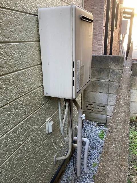 給湯器の故障を症状から見極めるセルフ診断と費用・連絡先の判断ガイド