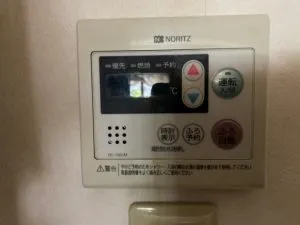 給湯器、キッチンリモコン