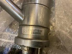 FA237-032、メーカーKVK、キッチン水栓